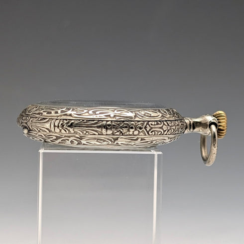 19世紀末 古董 LABRADOR(歐米茄) 懷錶 浮雕雕刻 開面 良好運作